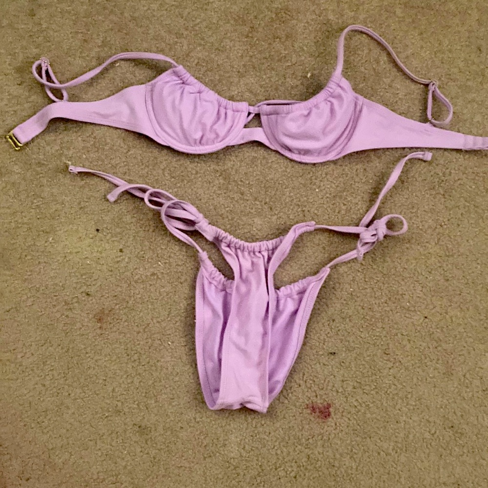 Woman's lilac swimsuit! Size: XS Brand: xhilaration